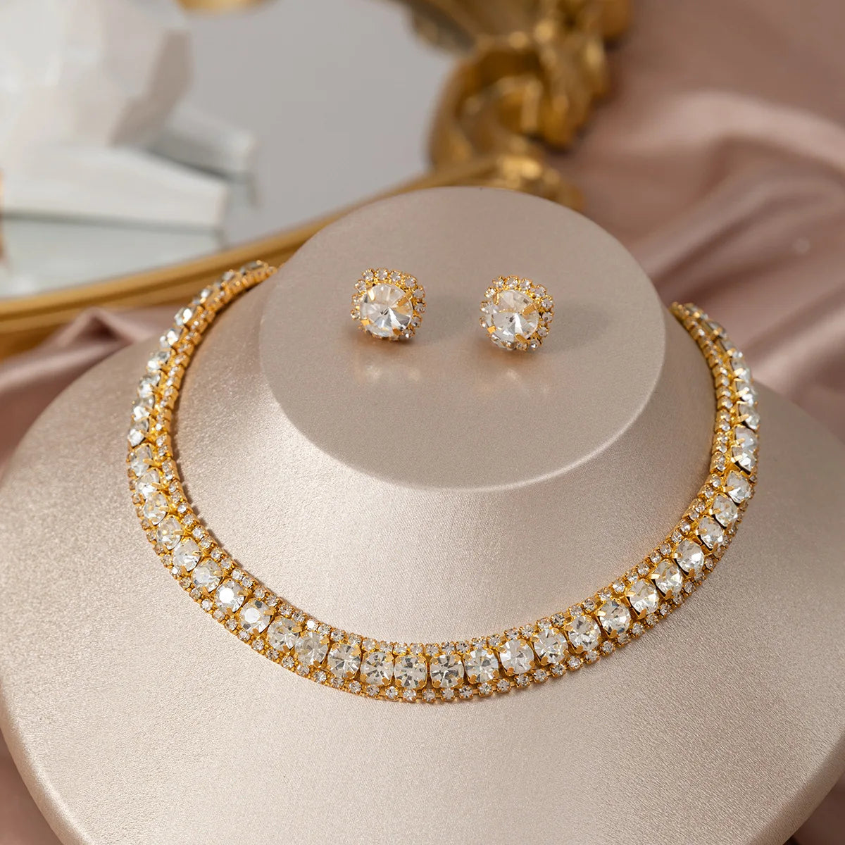 Parure collier et boucles d'oreilles dorée – Cristal géométrique cérémonie