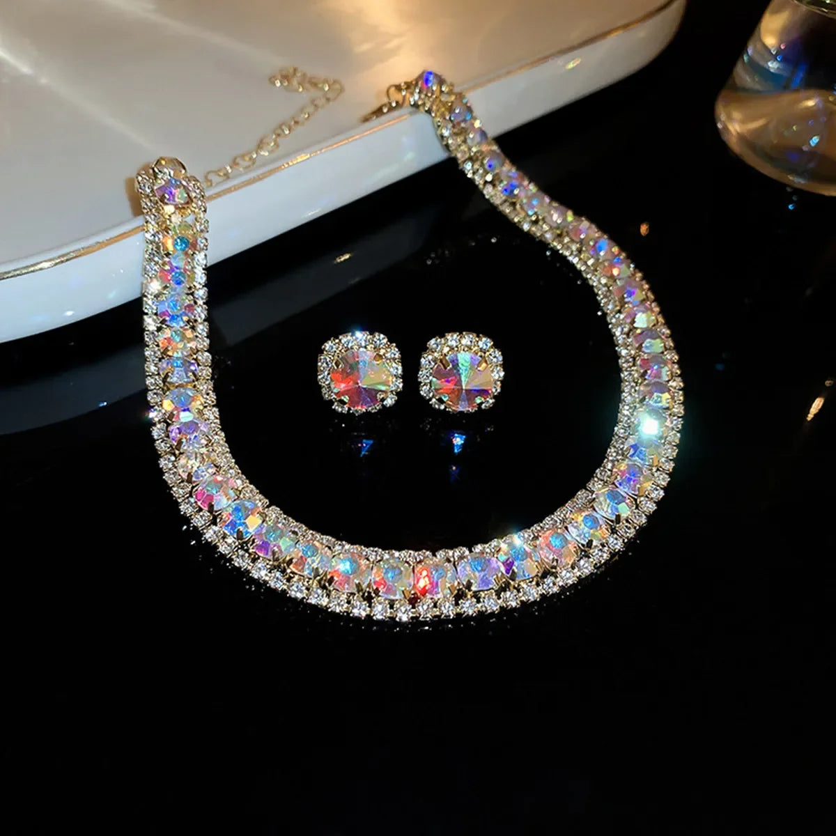 Parure collier et boucles d'oreilles cristal brillant – Design géométrique cérémonie